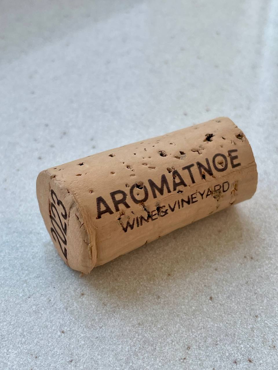 Корковая пробка с маркировкой Aromatnoe Wine and Vineyard